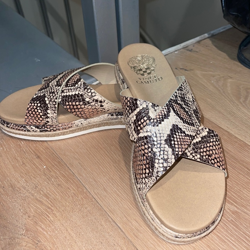 Vince Camuto snakeskin print slides